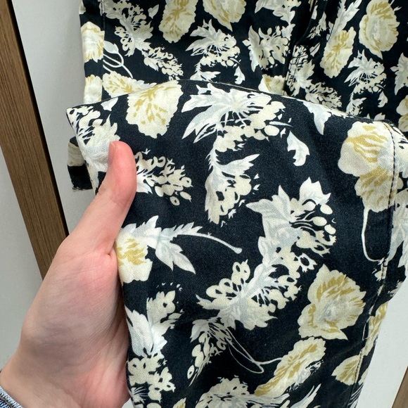 7 For all mankind‎ Floral Print Pants Yellow and Black Design - Picture 3 of 6